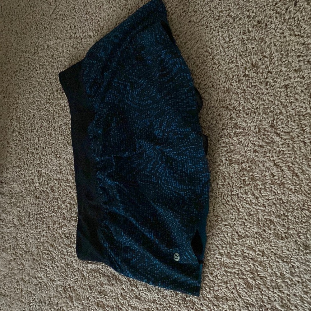 COPY - lululemon size 8 skirt